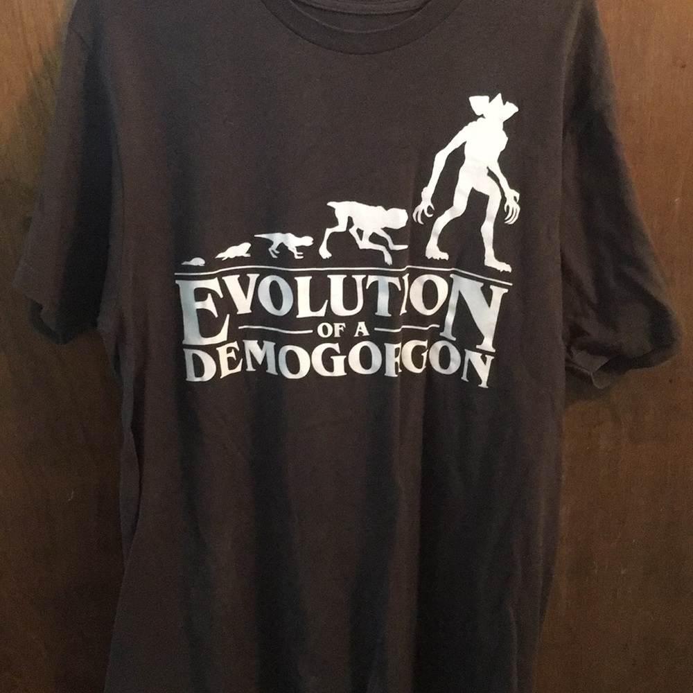 Hot topic Stranger things tee shirt size large